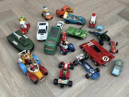Various matchbox corgi and - ,