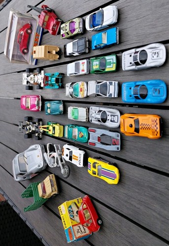 Joblot diecast vehicles - 30,