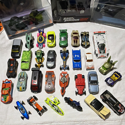 Hot wheels corgi diecast - wheels, +