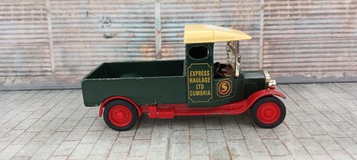 Corgi lledo diecast truck - lledo,