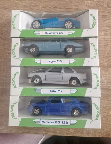 Job lot four - four, mobil