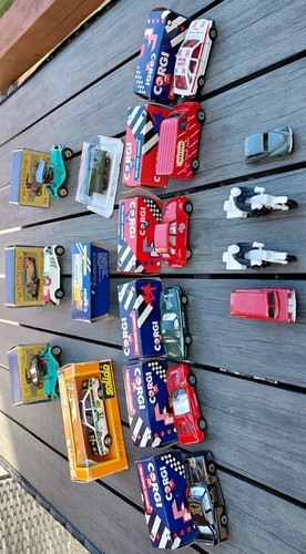 Mixed brand diecast vehicle - mixed,