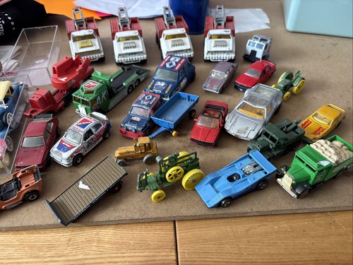 Matchbox corgi hotwheels - corgi,